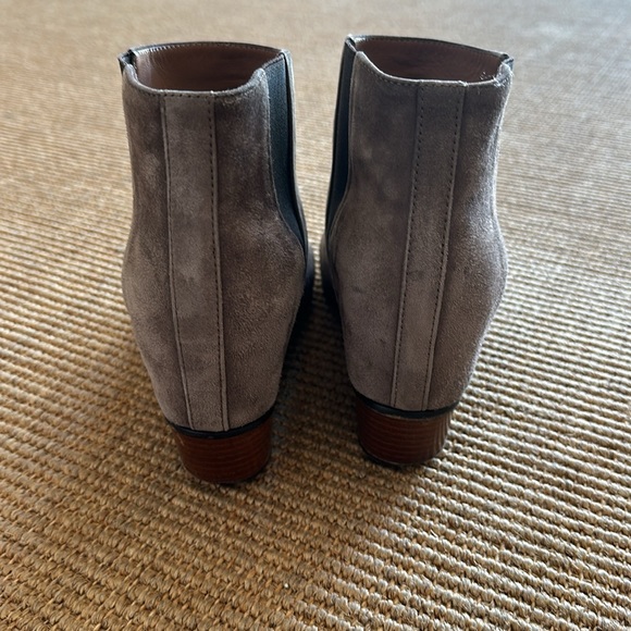 Golden goose taupe/grey suede booties - Picture 3 of 8